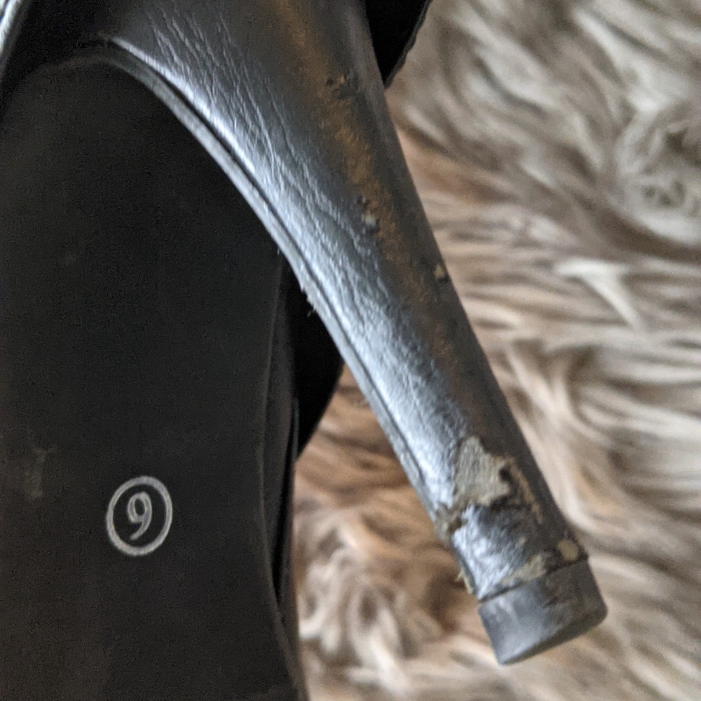 Unbranded faux leather booties - Picture 2 of 3